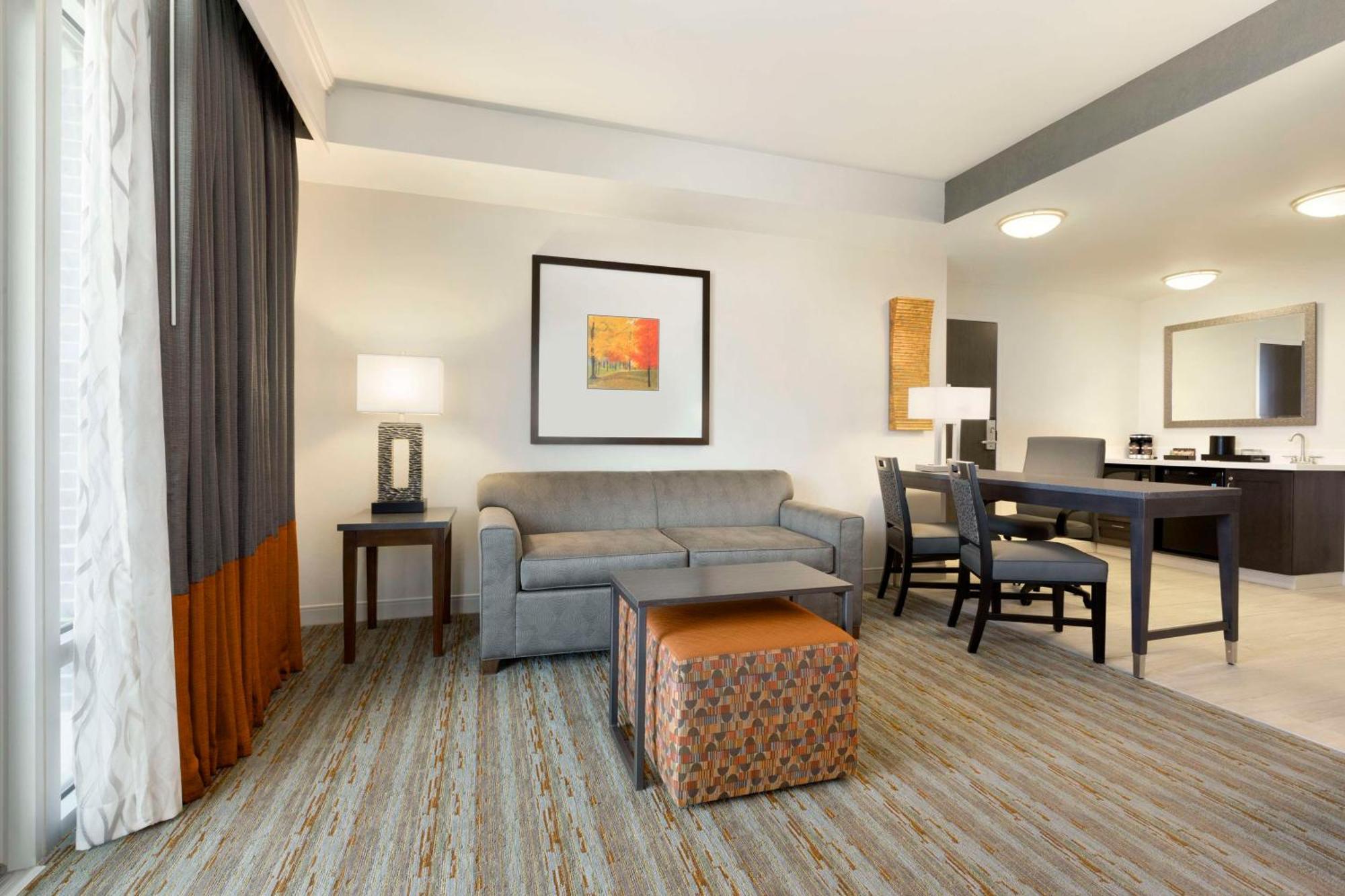 Embassy Suites By Hilton Greenville Downtown Riverplace Extérieur photo